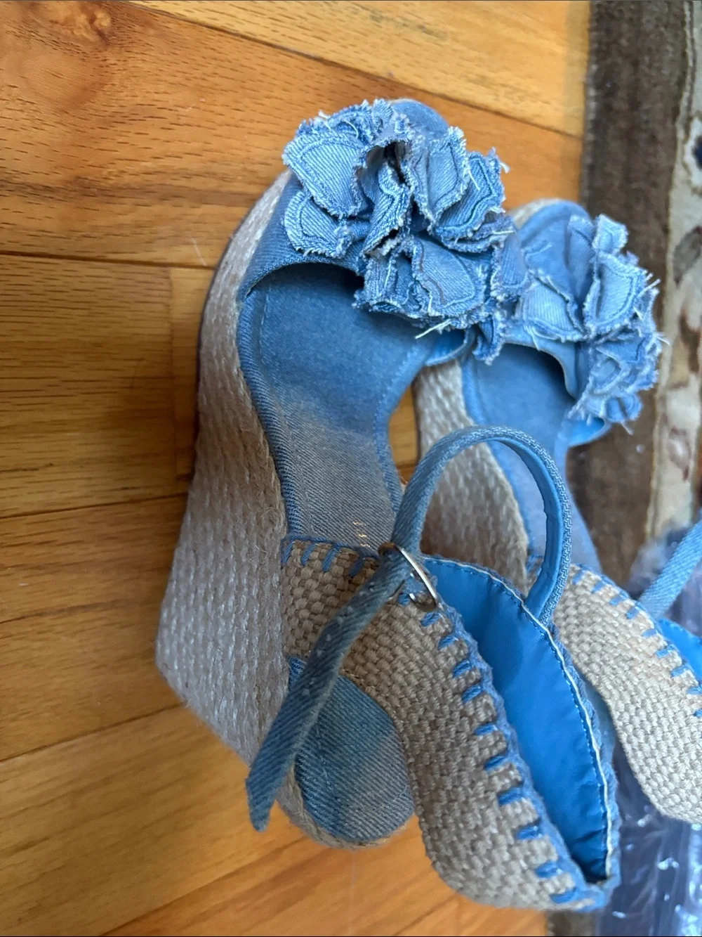 Madden Girl sandals strap slingback